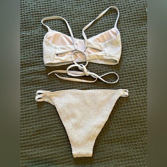 Hollister Bikini - Picture 3 of 7